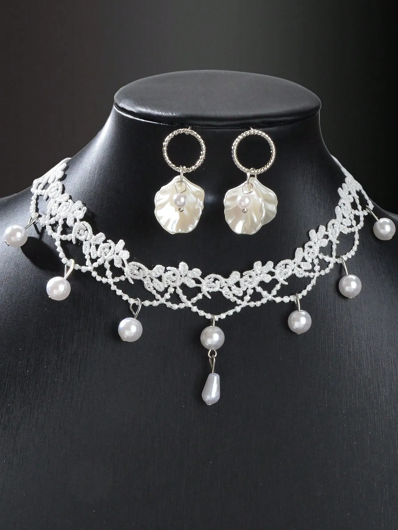 3pcs New Arrival White Lace Hollow Flower Choker Necklace Imitation Shell Stud Earrings Wedding Engagement Party Bridal Jewelry Set