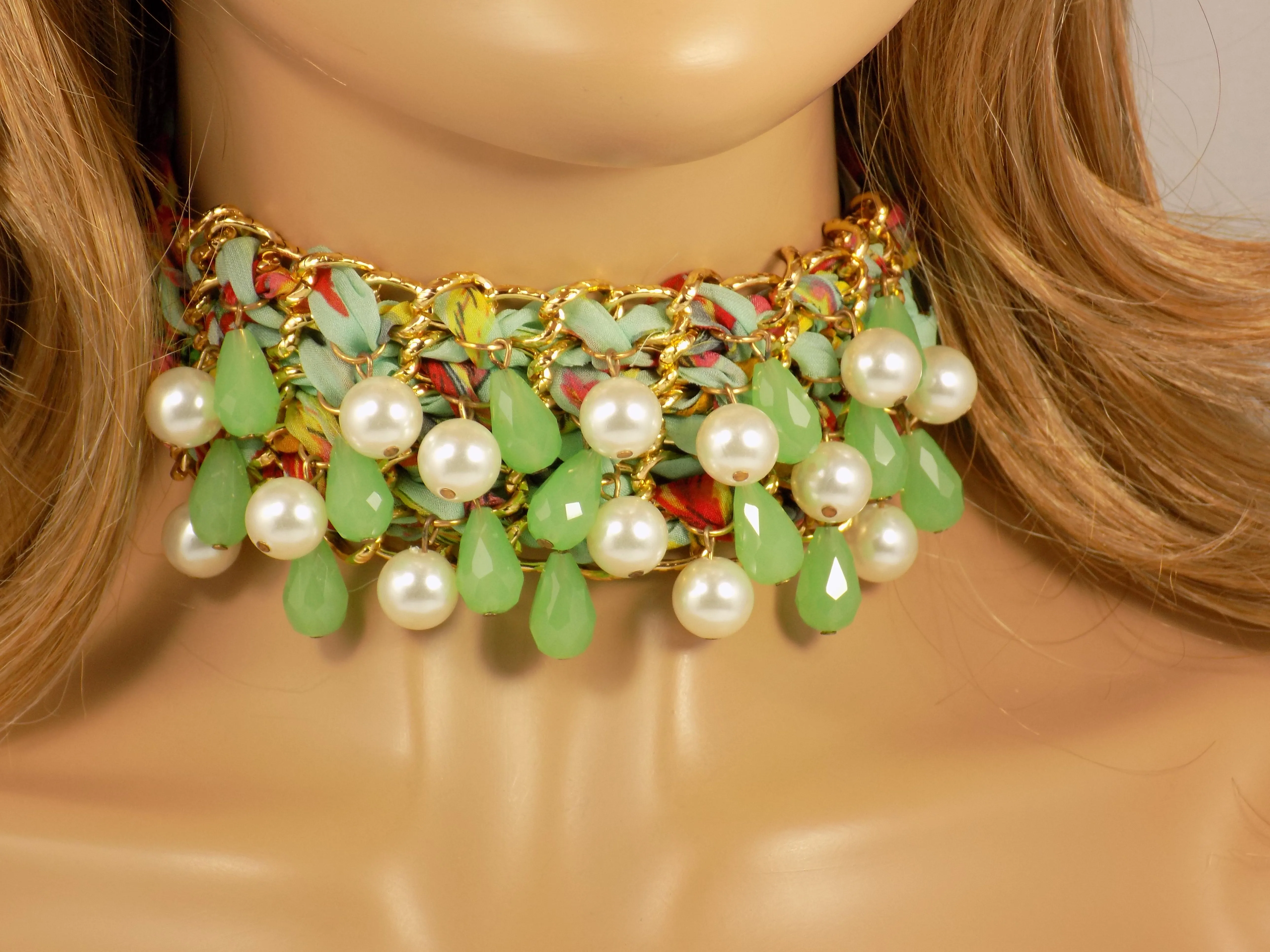 Choker Necklace with Beads Green Fabric Lace Exotic Fashion