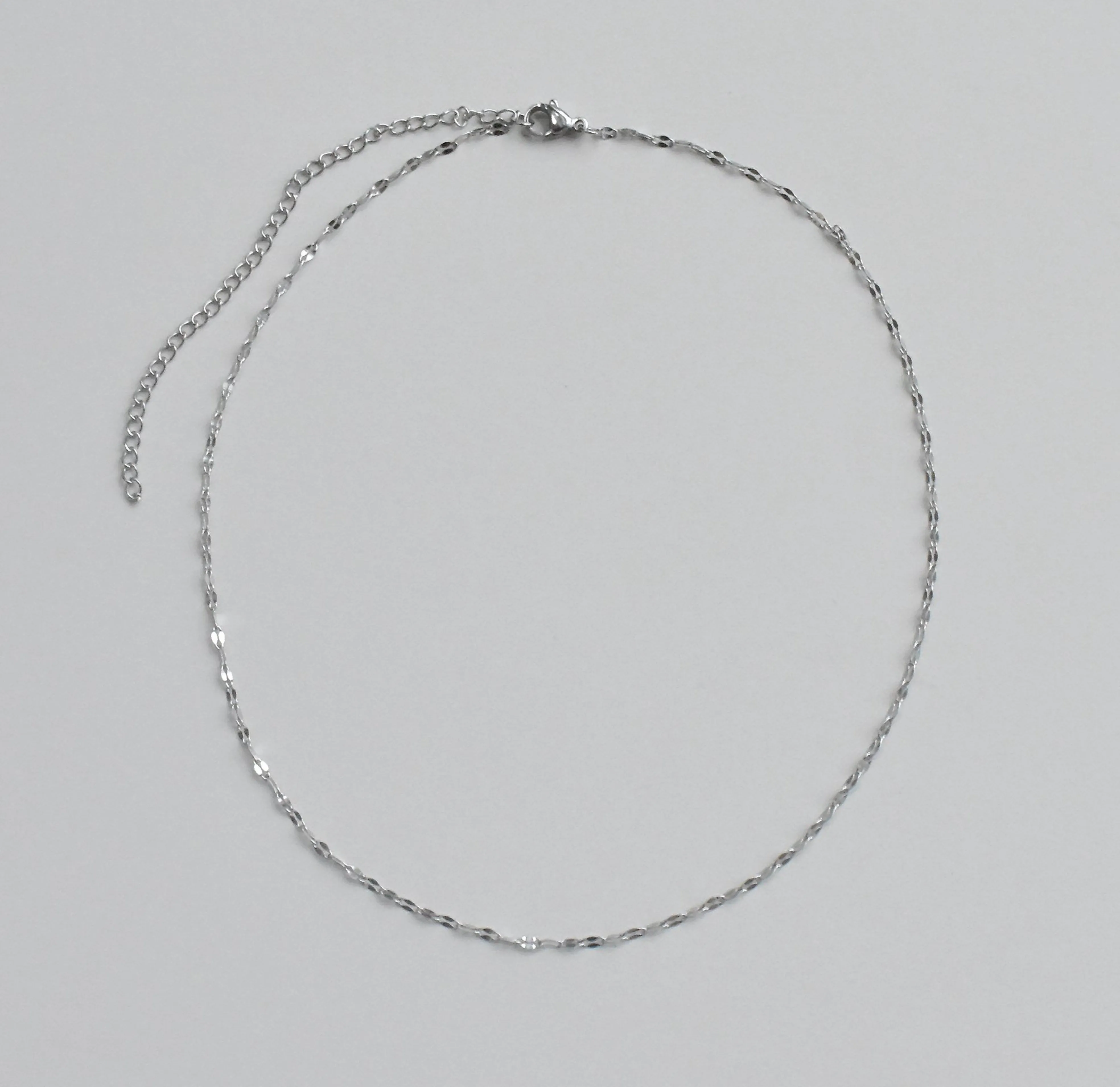 ELSIE SILVER DAINTY LACE CHAIN NECKLACE