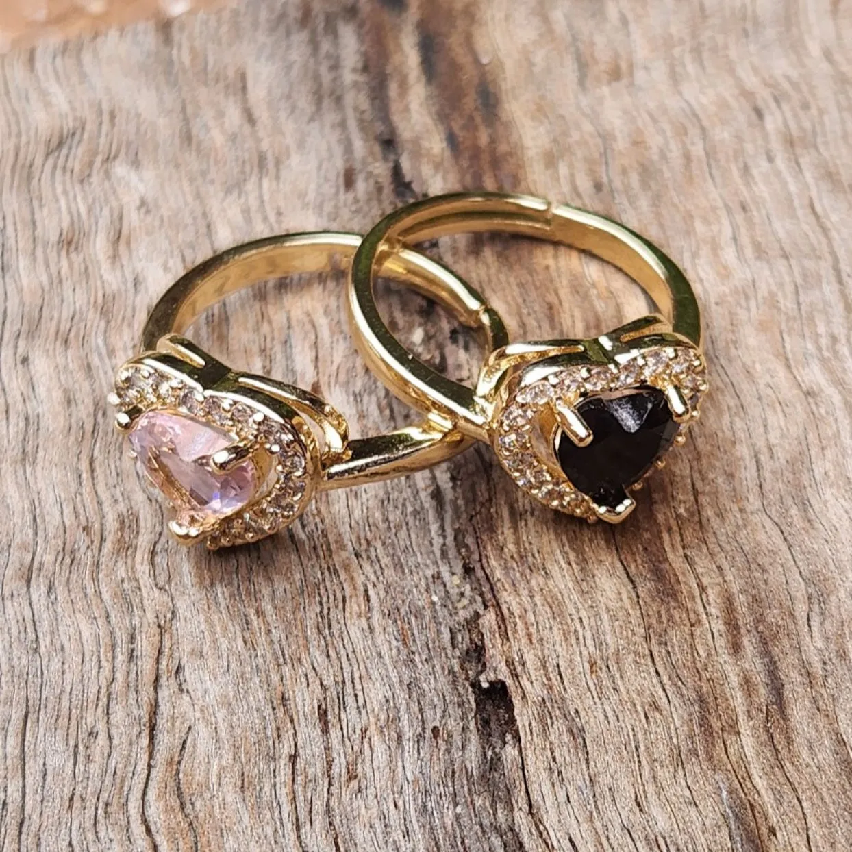 HEARTS - ROSE QUARTZ OR ONYX 18K RINGS - ADJUSTABLE WATERPROOF RINGS