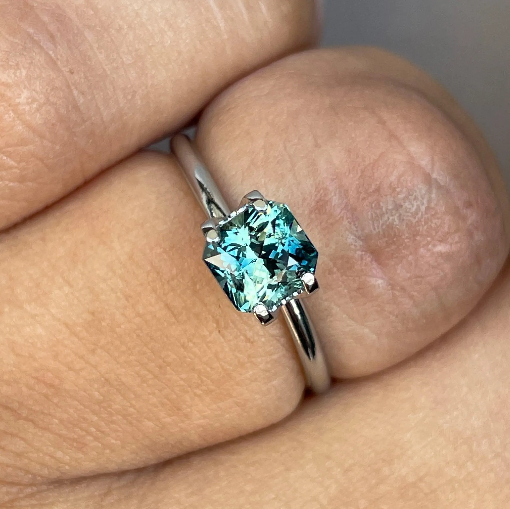 Natural Teal Sapphire 1.54 CT, Parti Sapphire, Radiant Green Sapphire, Engagement Rings, Wedding Rings, certified stone, Montana Sapphire