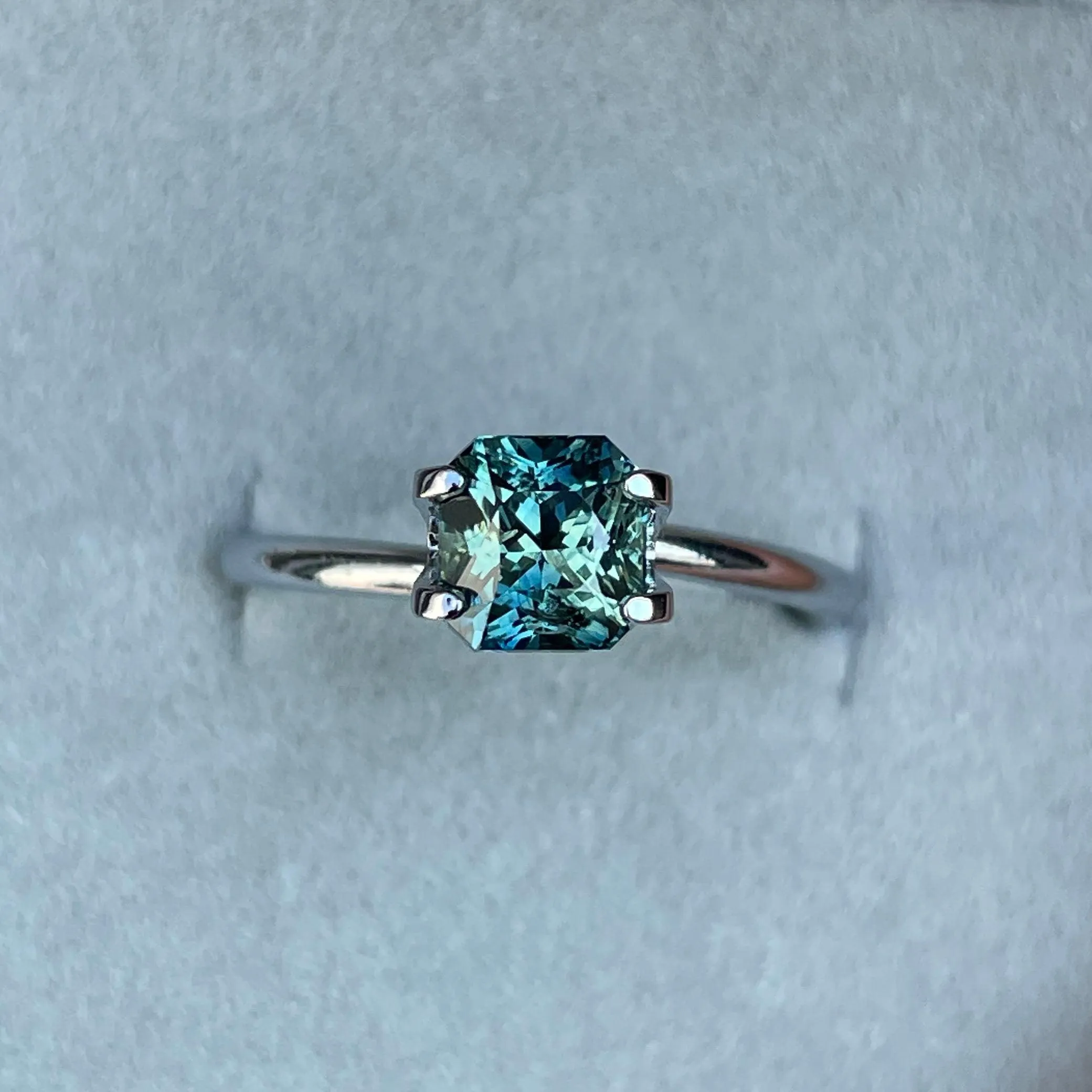 Natural Teal Sapphire 1.54 CT, Parti Sapphire, Radiant Green Sapphire, Engagement Rings, Wedding Rings, certified stone, Montana Sapphire