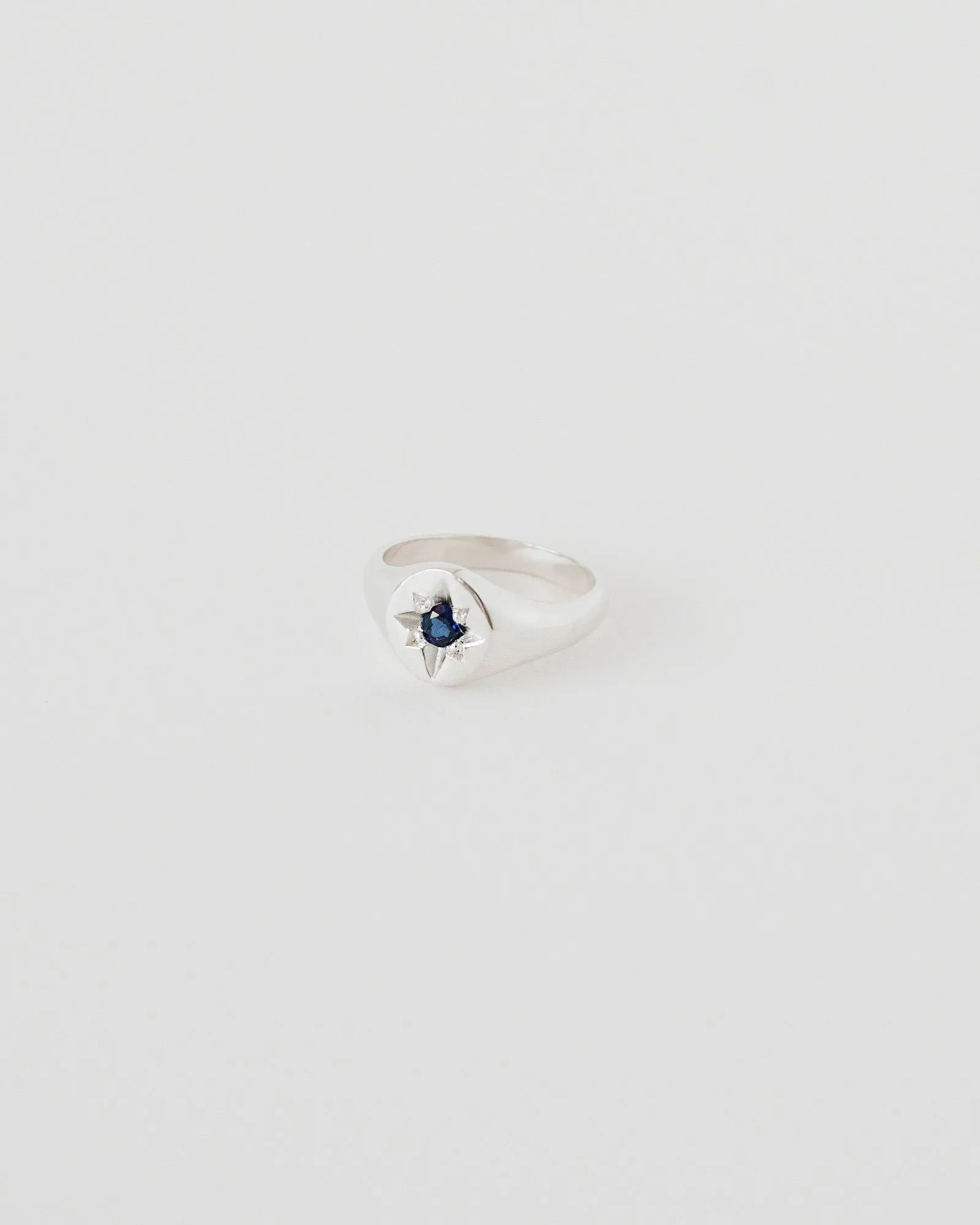 NOVA RING | BLUE SAPPHIRE