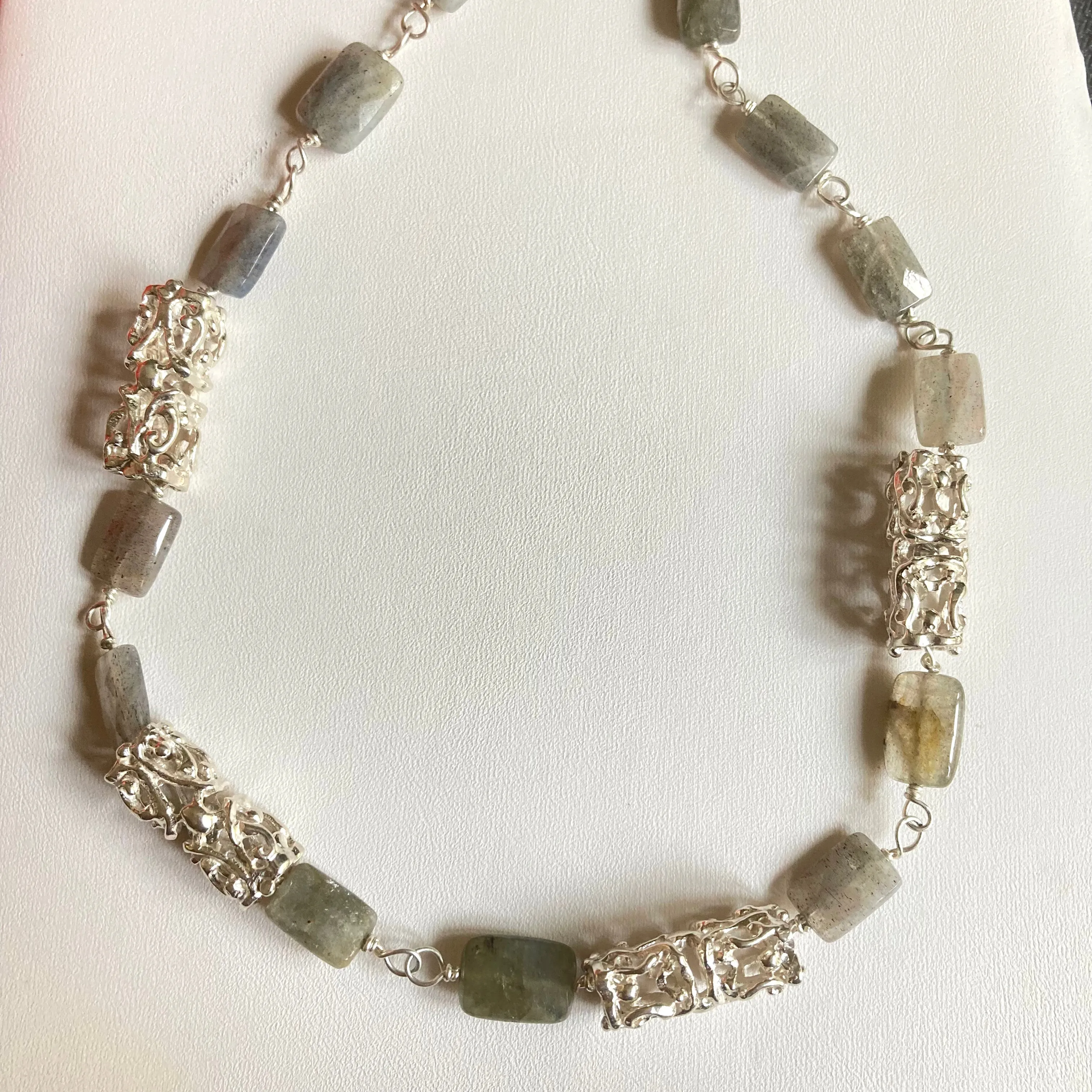 Rectangular Hallow Bead Necklace