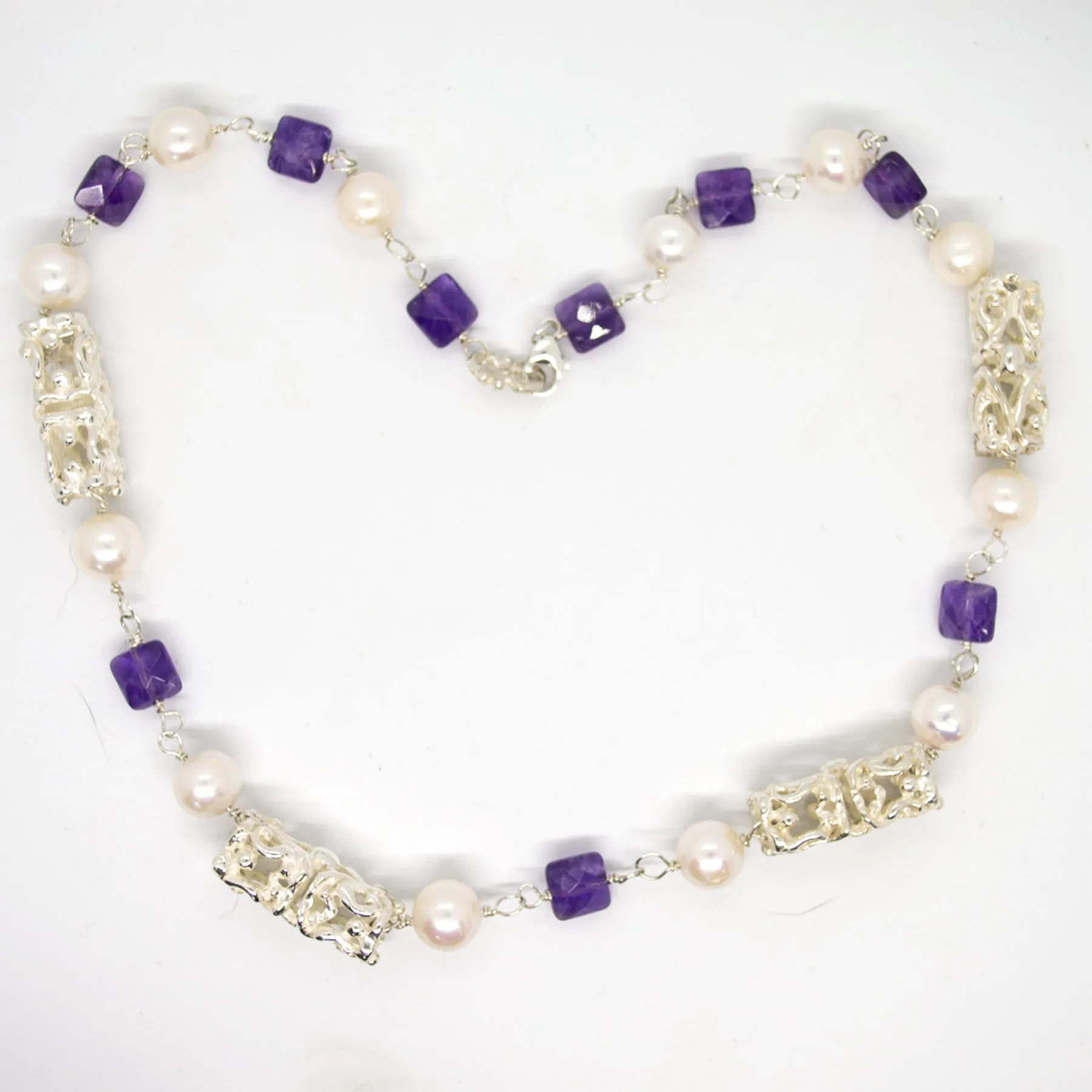 Rectangular Hallow Bead Necklace