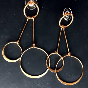 RINGS HOOP EARRINGS