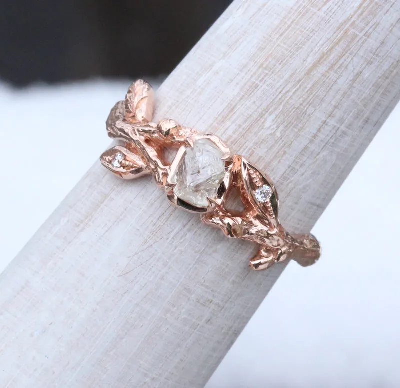 Rough and Rosecut Rings