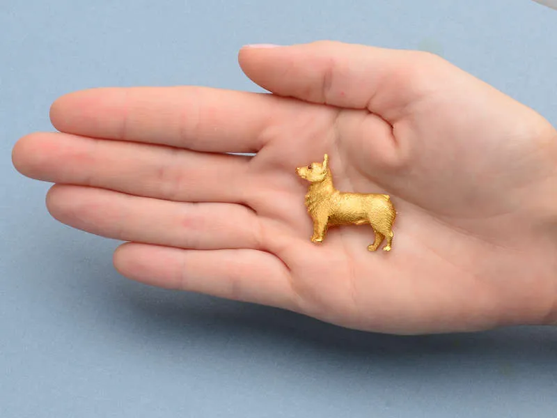 The Queen's Corgi - Gold Dog Brooch